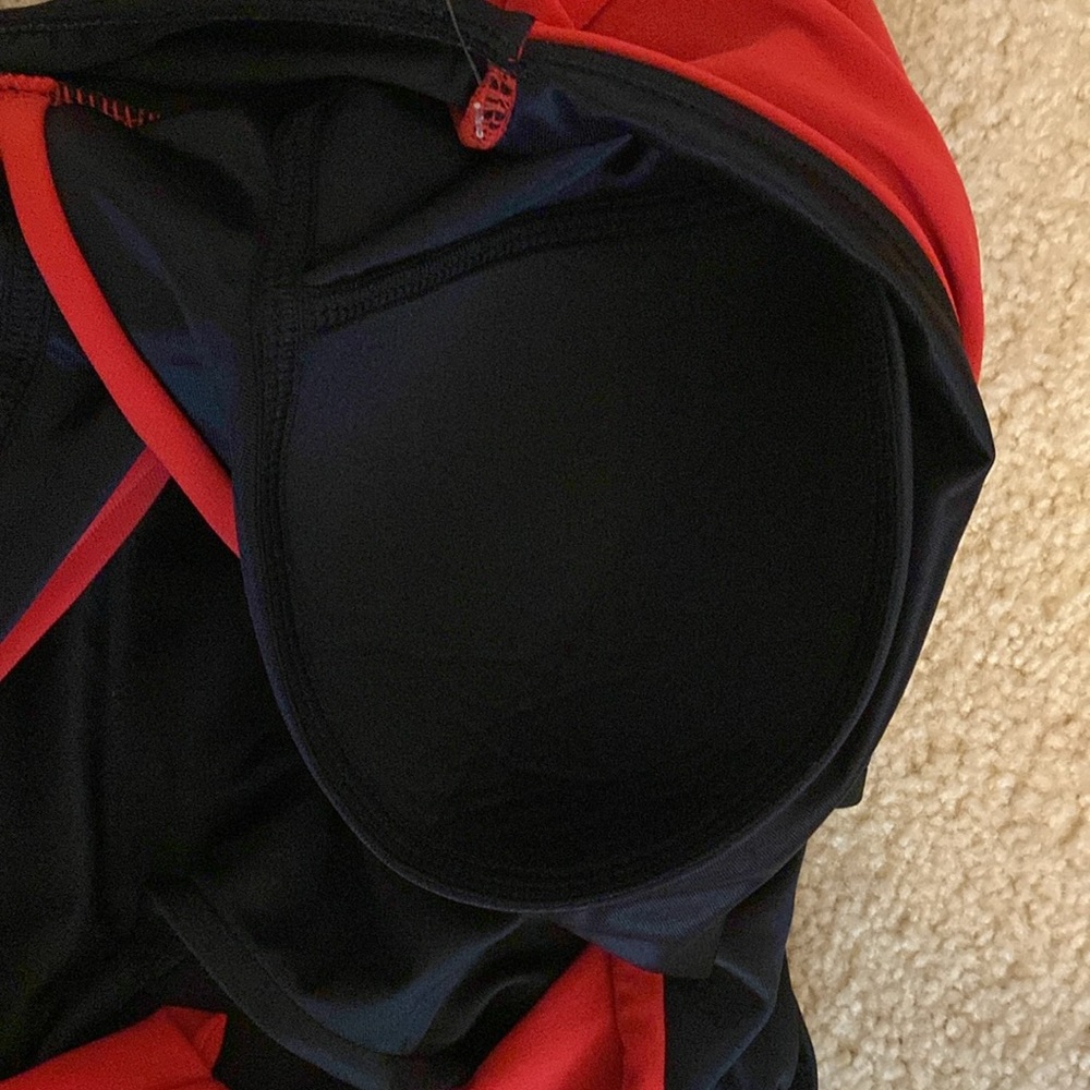 Swimsuit - Picture 7 of 7